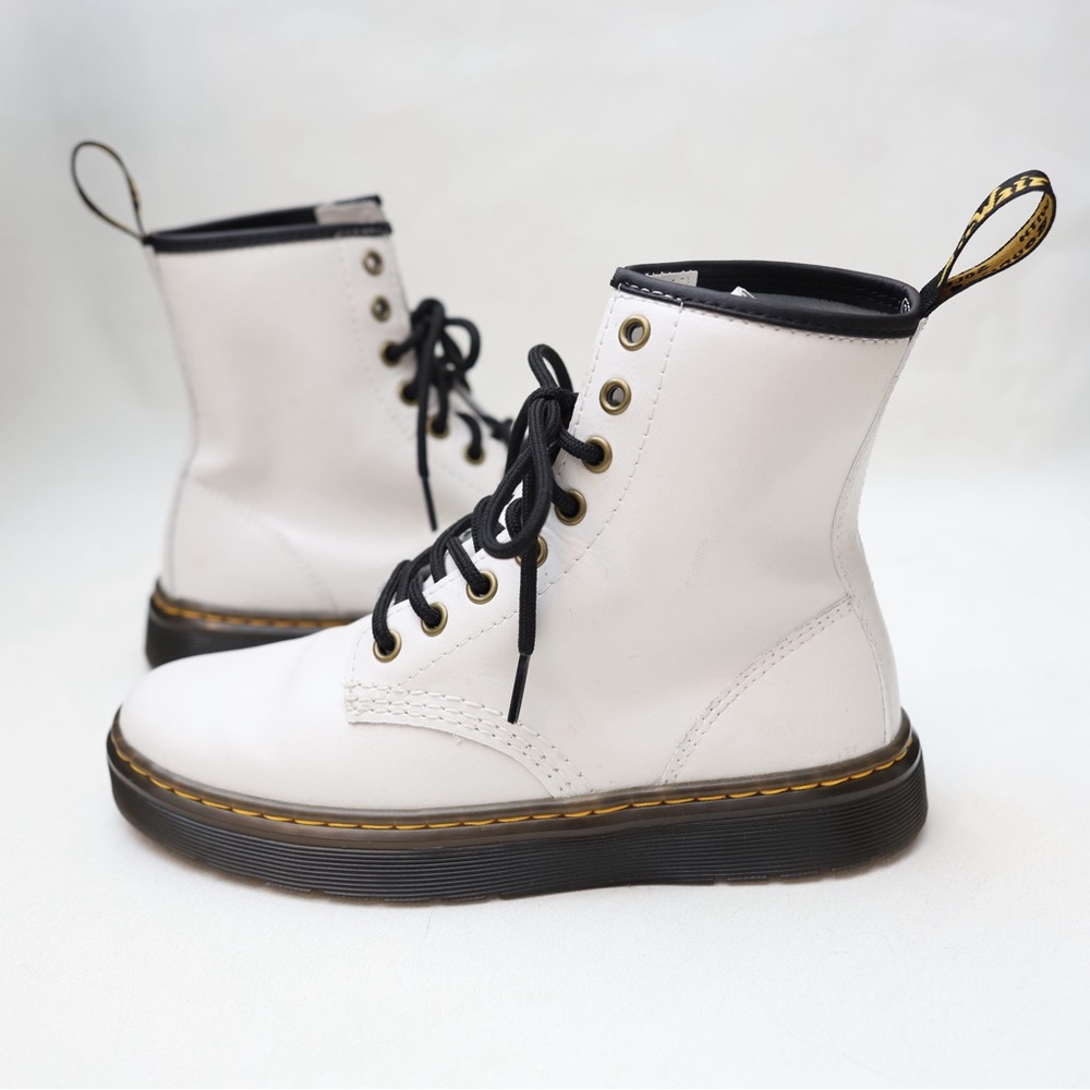 Dr. Martens Zavala White Leather Combat AirWair Boots NWOB Women’s Size 6
